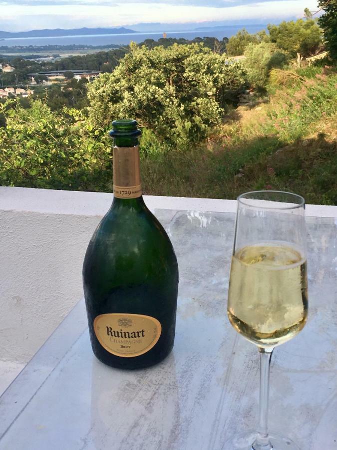 Bastide De La Joie De Vivre Ξενοδοχείο Ιέρ Εξωτερικό φωτογραφία