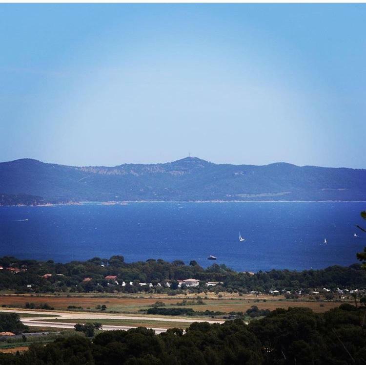 Bastide De La Joie De Vivre Ξενοδοχείο Ιέρ Εξωτερικό φωτογραφία